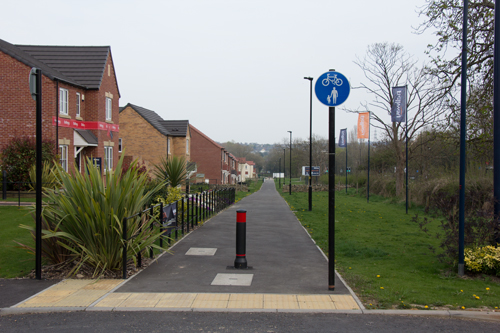 Shared use path, Bellway Skipton Road