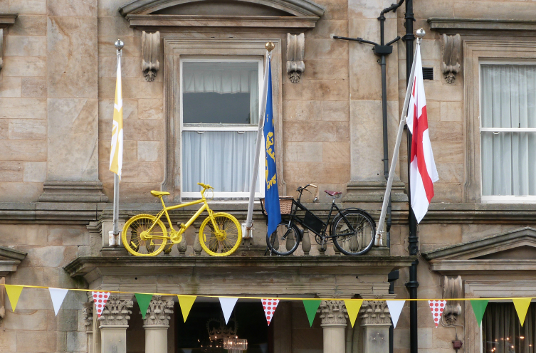 Tour de France decorations on the Crown, Harrogate Tour de France decorations on the Crown, Harrogate