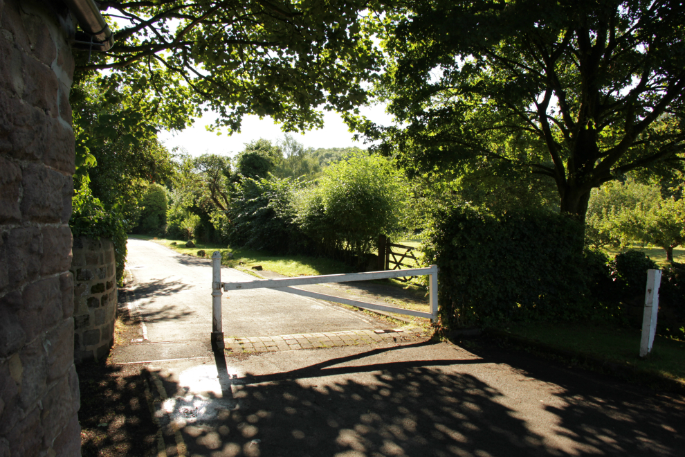 Abbey Road, Knaresborough, traffic filtering