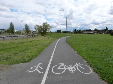 Cycle path, Primrose Valley, Leeds