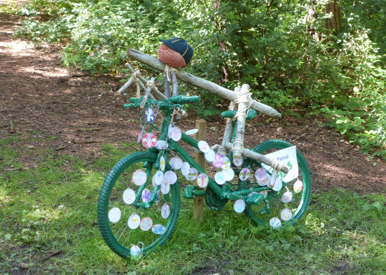 101 Bicyclettes, Pinewoods, by Pannal cubs 101 Bicyclettes, Pinewoods, by Pannal cubs