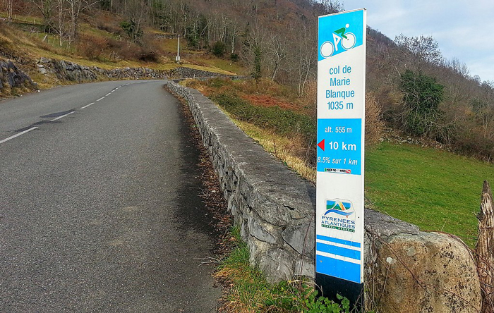 Approach to Col Marie Blanque