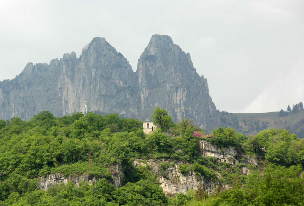 Ermitage St Germain & les Dents de Lanfon