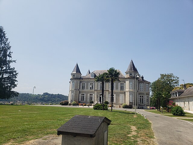 Chateau de Franqueville