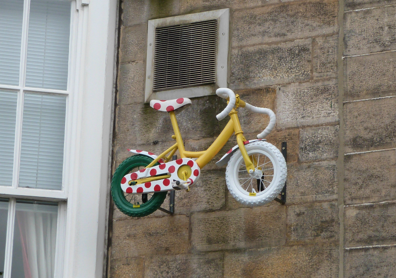 Tour de France bike outside Bed, Harrogate