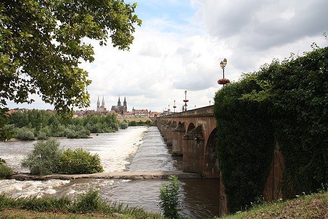 Pont Régemortes, Moulins