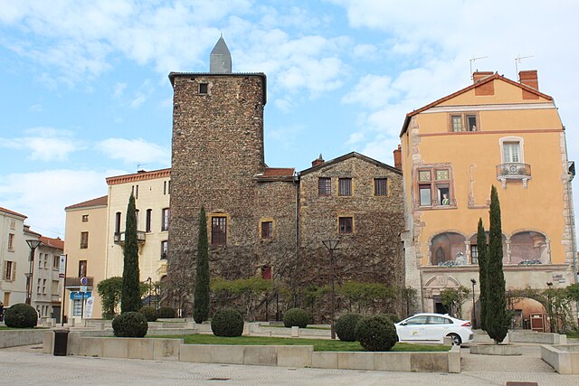 Chateau de Roanne