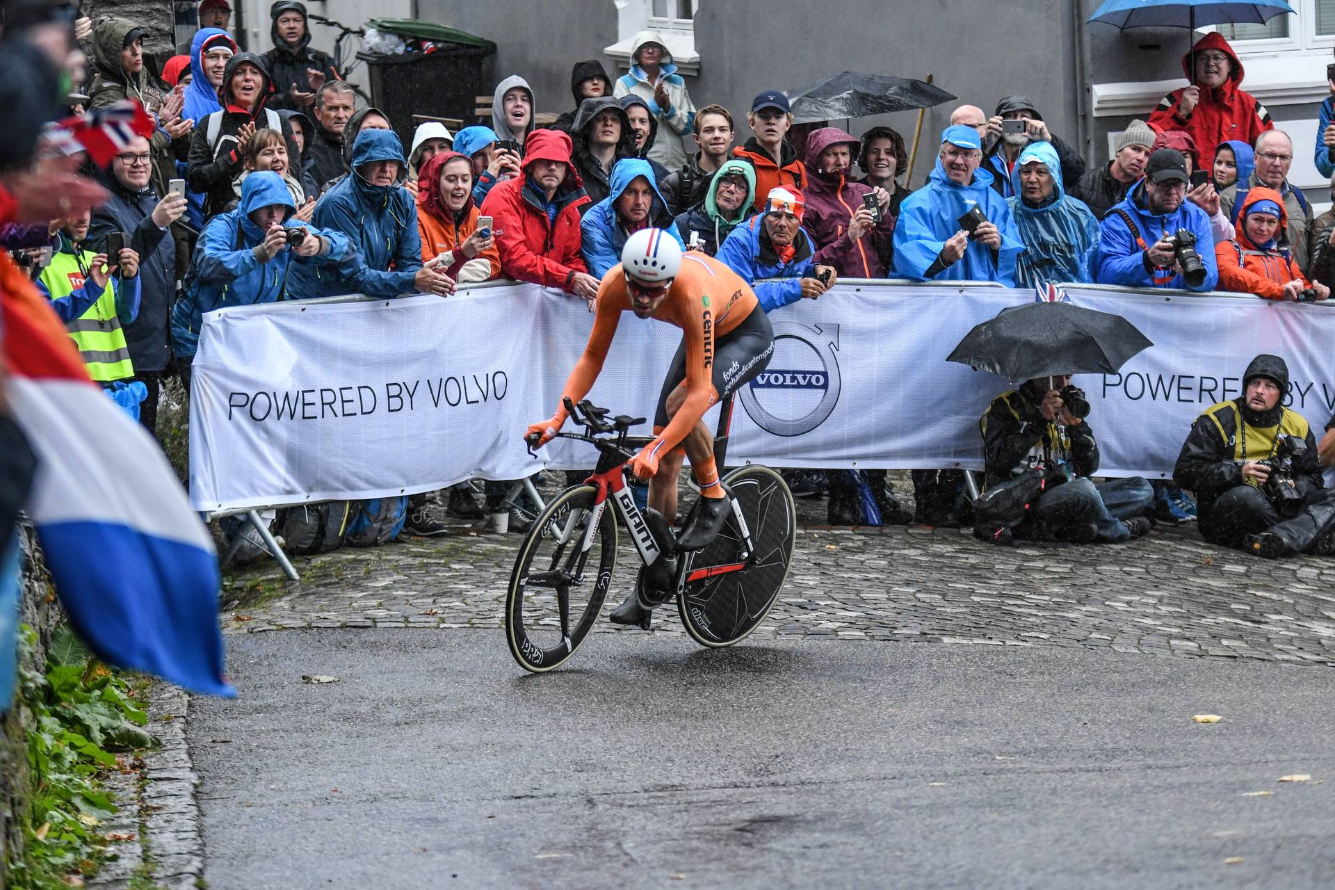 Dumoulin on the climb, ITT World Championships 2017